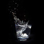 Glas mit Wasser - Die Heilpraktiker e.V. Heilpraktikerverband